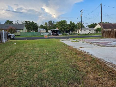 1003 E Virginia Avenue Victoria TX 77901