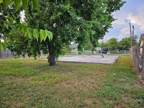 1003 E Virginia Avenue Victoria TX 77901