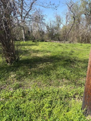 1043 Lincoln Street Beaumont TX 77701