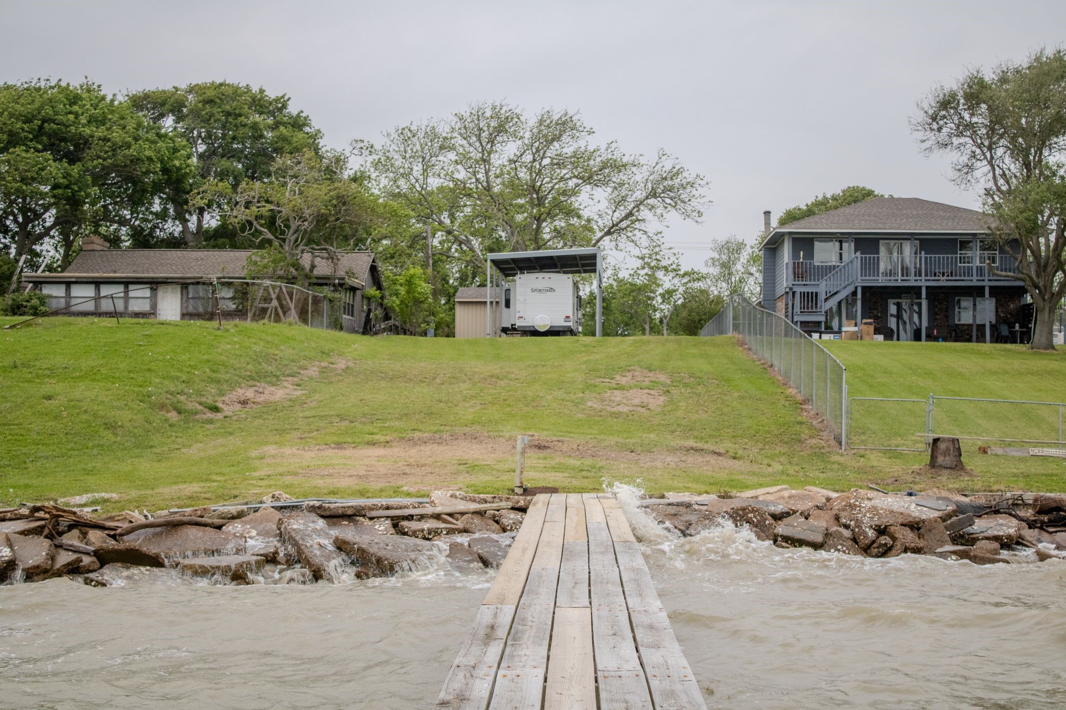 9604 Ocean Drive Beach City TX 77523