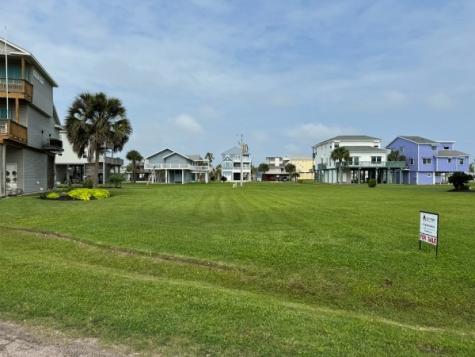 4124 Sand Piper Lane Galveston TX 77554