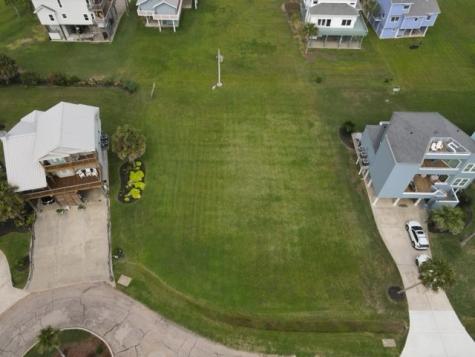 4124 Sand Piper Lane Galveston TX 77554
