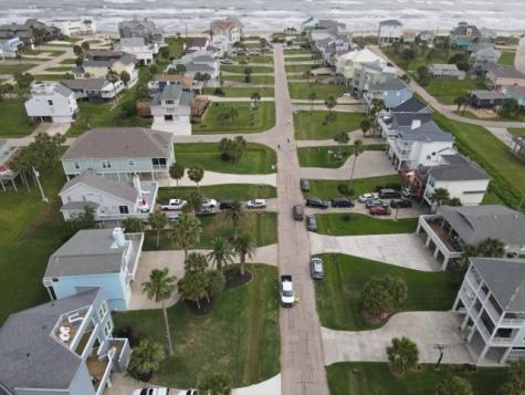 4124 Sand Piper Lane Galveston TX 77554