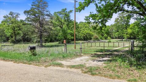 889 County Road 238 Cameron TX 76520