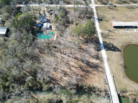 000 Red Oak Drive Plantersville TX 77363