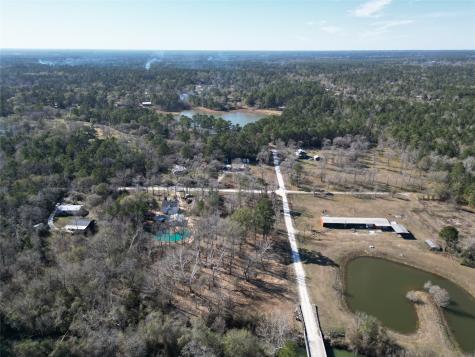000 Red Oak Drive Plantersville TX 77363