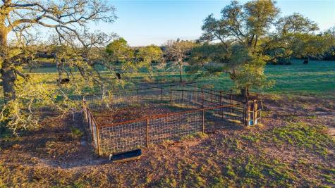 1700 County Road 216 Giddings TX 78942