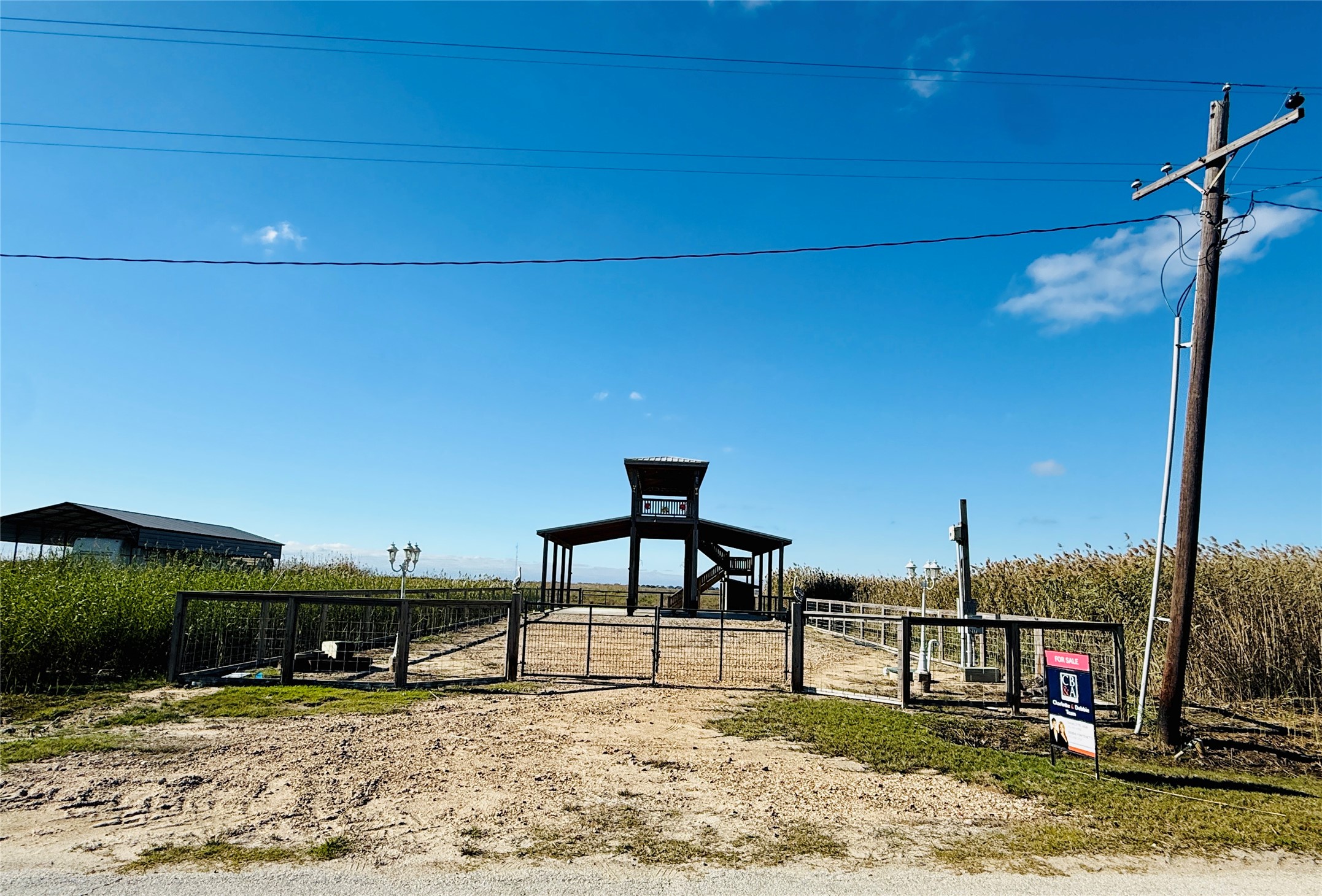 1217 N Monkhouse Drive Crystal Beach TX 77650