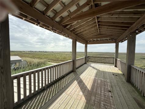 1217 N Monkhouse Drive Crystal Beach TX 77650