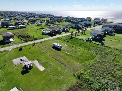 877 S Monkhouse Drive Crystal Beach TX 77650