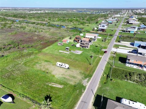 877 S Monkhouse Drive Crystal Beach TX 77650