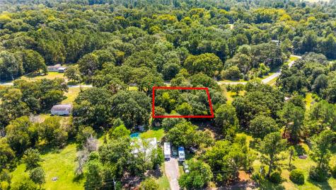11 Creek Point Huntsville TX 77320