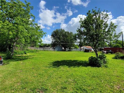 2211 Sweet Bay Street Baytown TX 77523