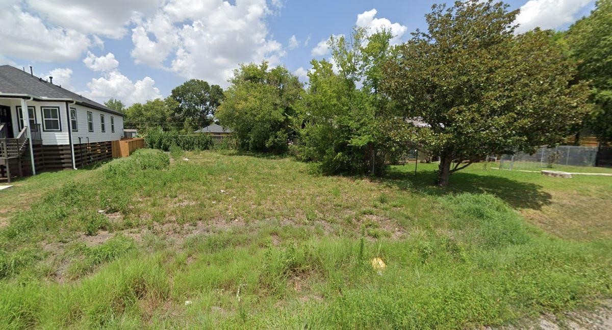 5147 (0) Groveton Street Houston TX 77033