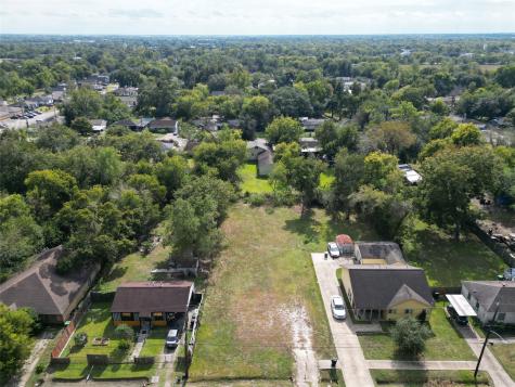 5320 Carmen Street Houston TX 77033