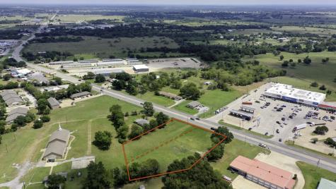 1623 & 1677 E Main Street Madisonville TX 77864