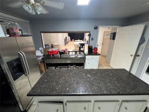 1102 75th Street Houston TX 77011