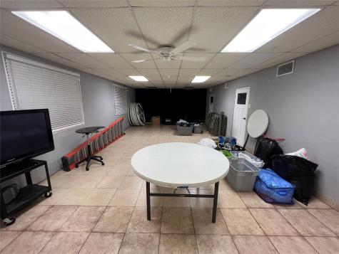 1102 75th Street Houston TX 77011