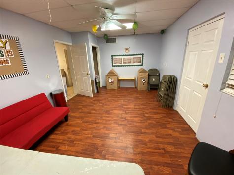 1102 75th Street Houston TX 77011