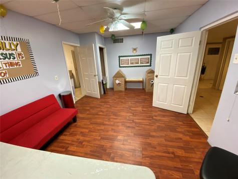 1102 75th Street Houston TX 77011