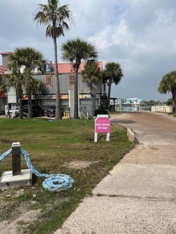 32 Lot 32 Palm Beac Galveston TX 77554
