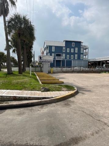 32 Lot 32 Palm Beac Galveston TX 77554