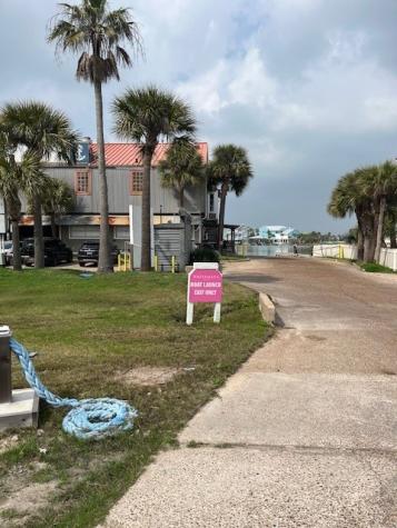 32 Lot 32 Palm Beac Galveston TX 77554