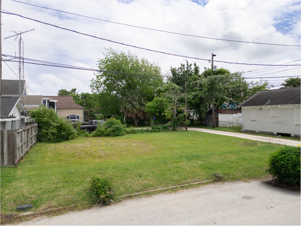 1510 40th Street Galveston TX 77550