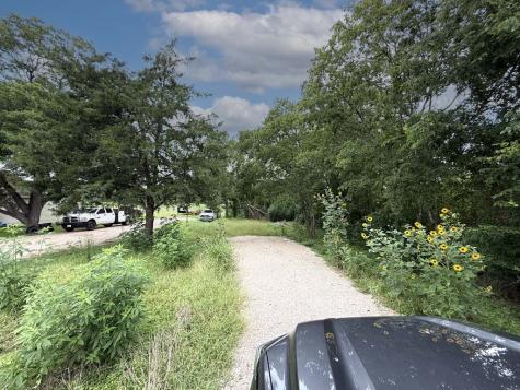 1512 Highway 90 S Anderson TX 77830