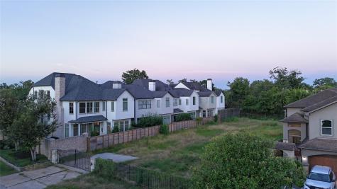 1520 Whispering Pines Drive Houston TX 77055