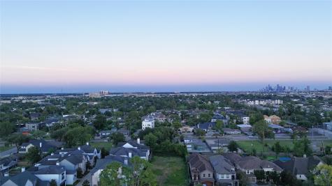 1520 Whispering Pines Drive Houston TX 77055