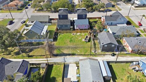 1114 30th Street Galveston TX 77550