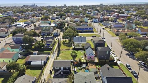 1114 30th Street Galveston TX 77550