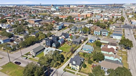 1114 30th Street Galveston TX 77550