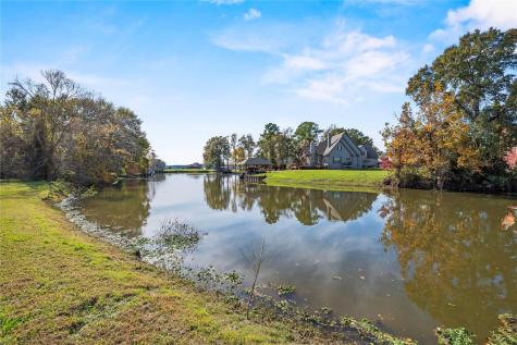 60 Wildwood Lake Drive Huntsville TX 77340