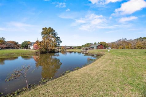 60 Wildwood Lake Drive Huntsville TX 77340