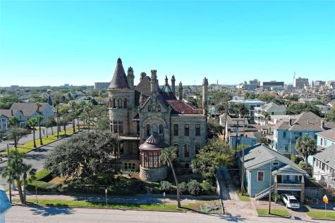 25834 Bay Breeze Drive Galveston TX 77554