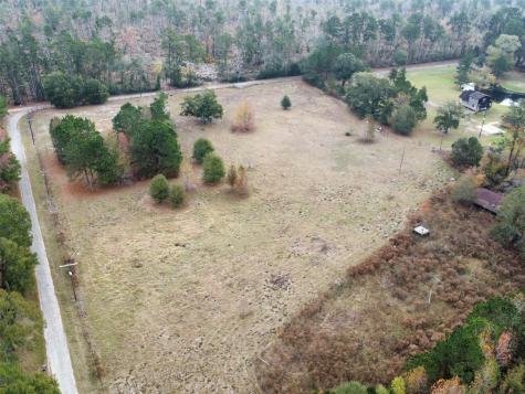 709 County Road 3880 Cleveland TX 77328