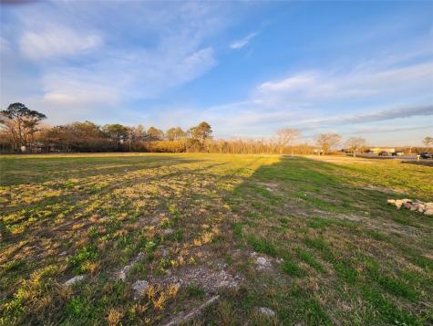 3610 E Highway 6 Alvin TX 77511