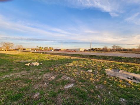 3610 E Highway 6 Alvin TX 77511