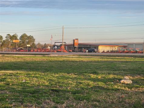 3610 E Highway 6 Alvin TX 77511