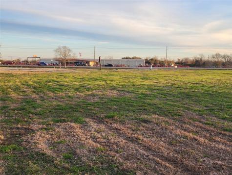 3610 E Highway 6 Alvin TX 77511