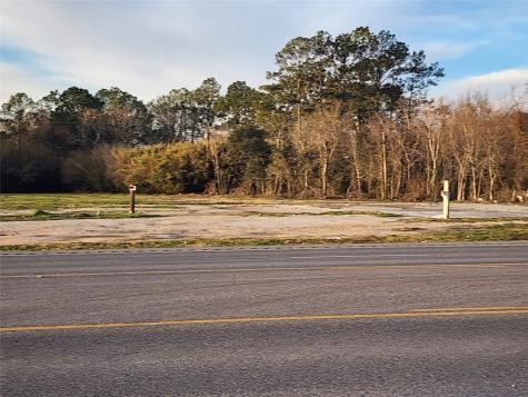 3610 E Highway 6 Alvin TX 77511