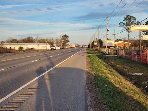 3610 E Highway 6 Alvin TX 77511