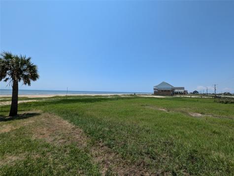 2150 Highway 87 Gilchrist TX 77617