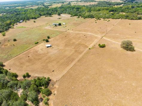 710 County Road 211a Hallettsville TX 77964
