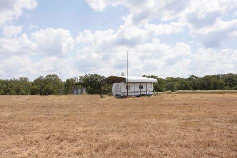 710 County Road 211a Hallettsville TX 77964