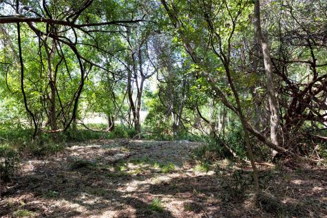 710 County Road 211a Hallettsville TX 77964