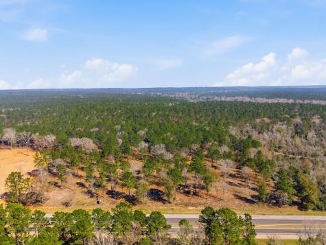 8576 Us- Highway 190 W Livingston TX 77351