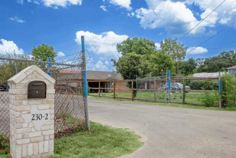 230 W Canino Road Houston TX 77037